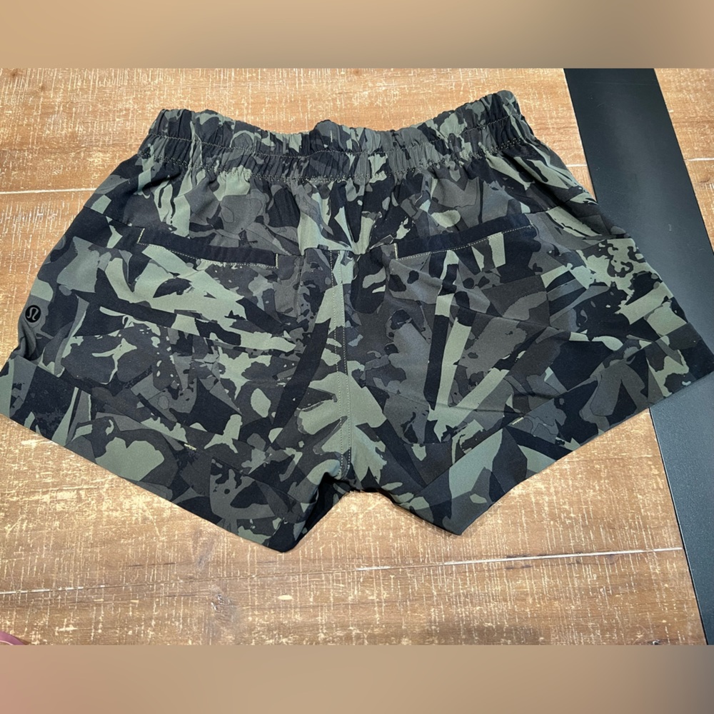 Lululemon Spring Break Away Short II - Picture 5 of 9